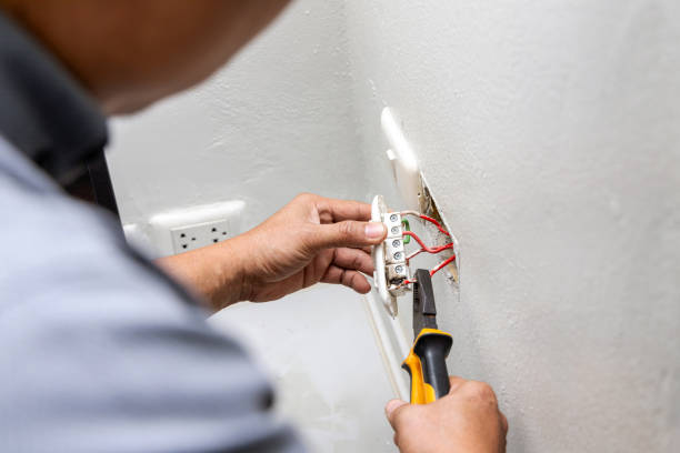 Best Electric Panel Repair  in Yadkinville, NC